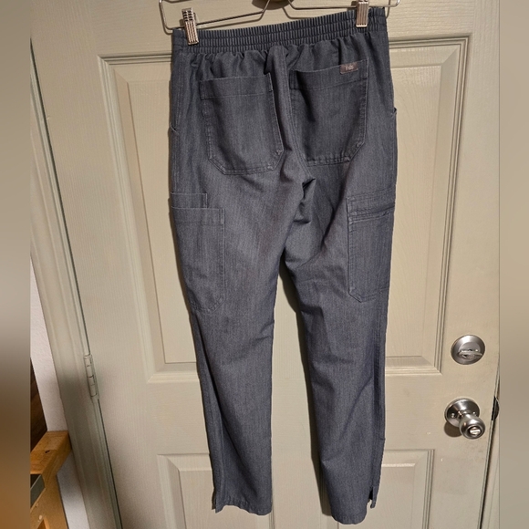 FIGS Yola Skinny Fit Straight Leg Scrubs Pants Heather Blue Size XXS or 00 or 0 - Picture 9 of 12